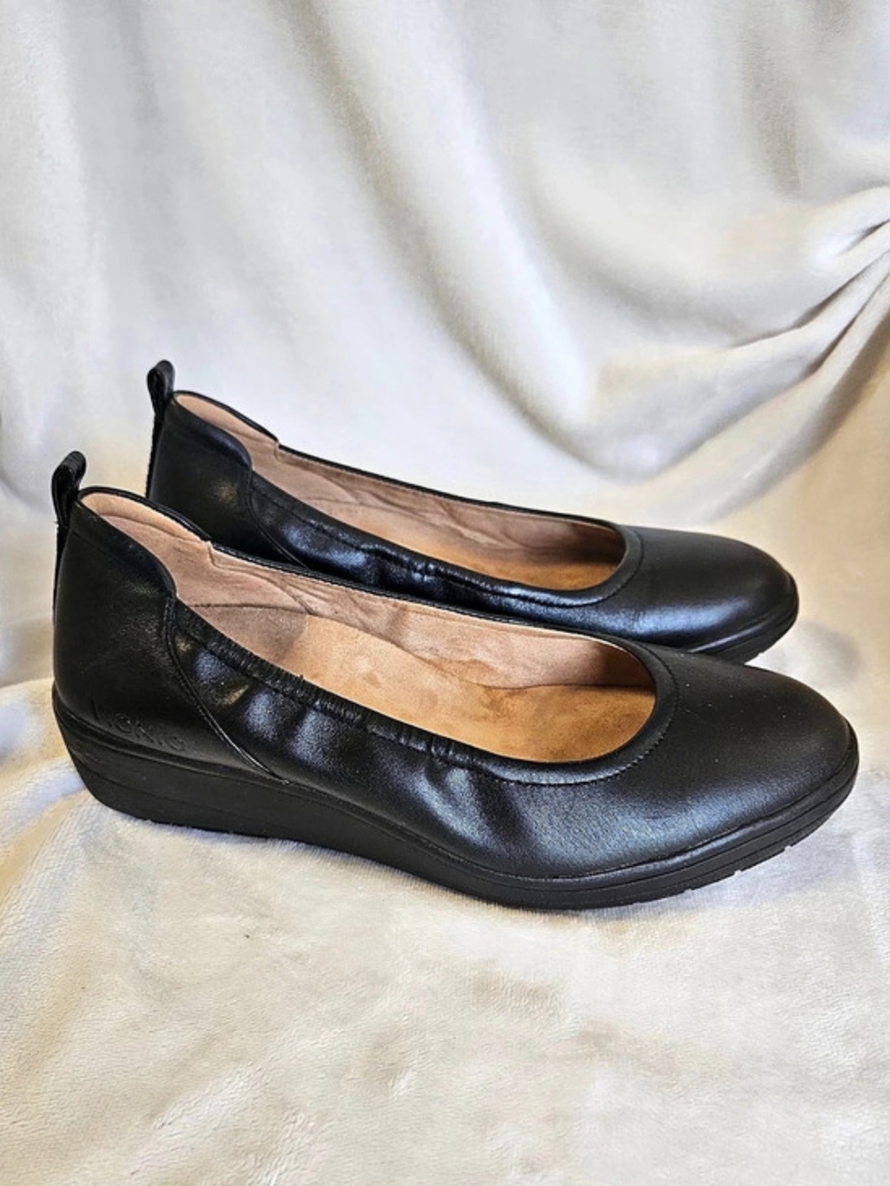 Vionic Jacey Women's Slip-on Black Wedge Leather Shoes US 8 W, EUC